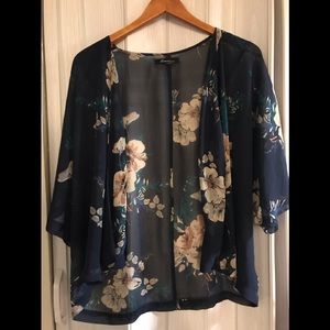 Floral kimono perfect for summer!!!!